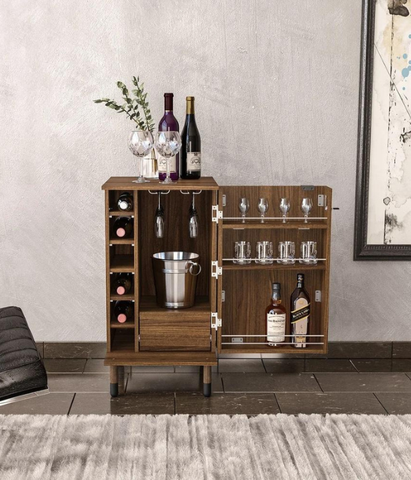 Bar & Wine Cabinets